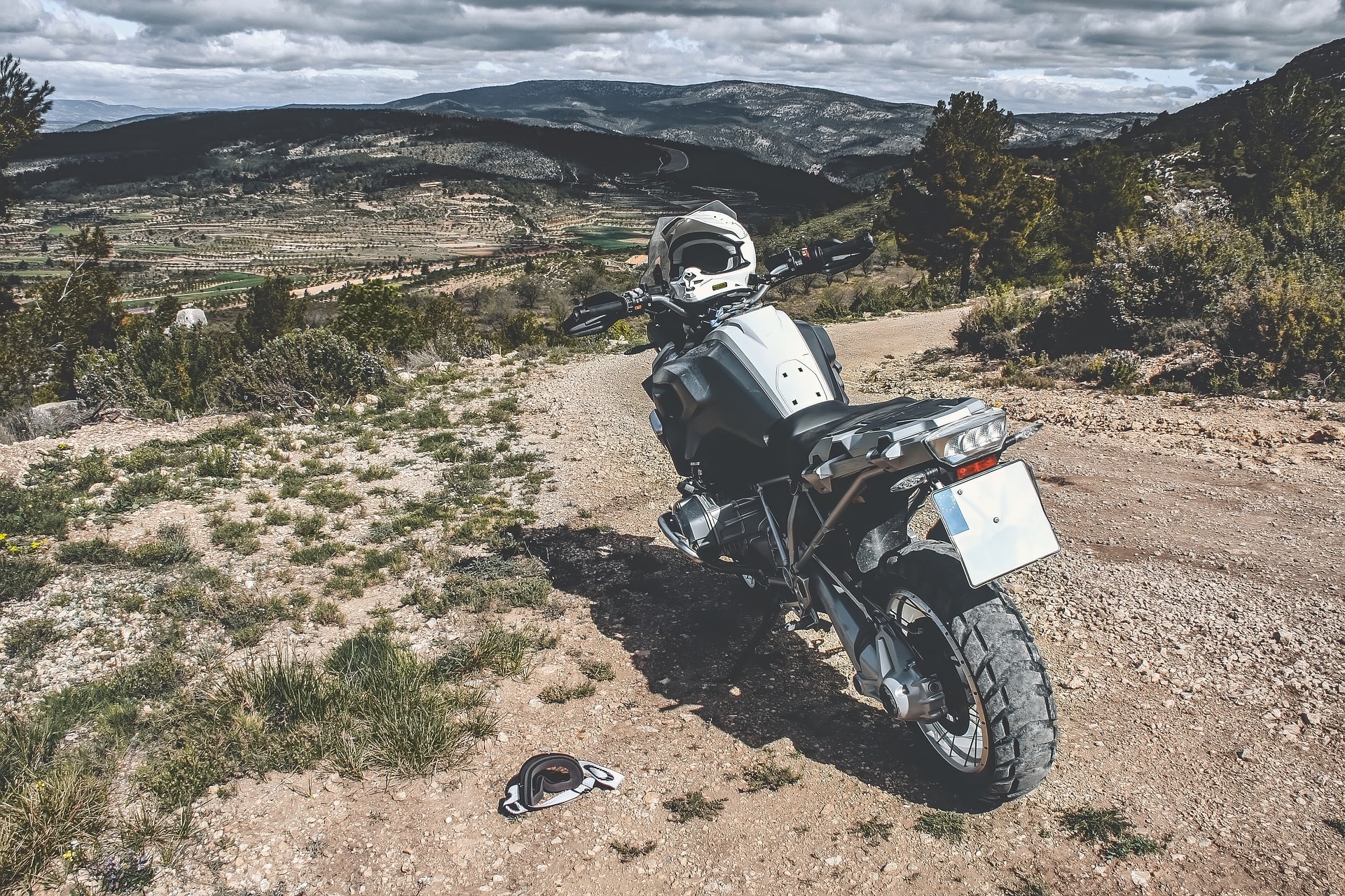 riding moto trip tunisie
